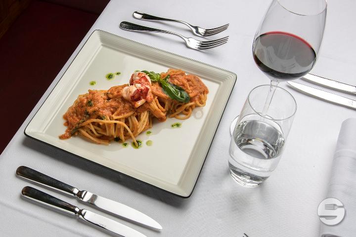 Lobster linguines - Marjolaine - Cuisine du Soleil