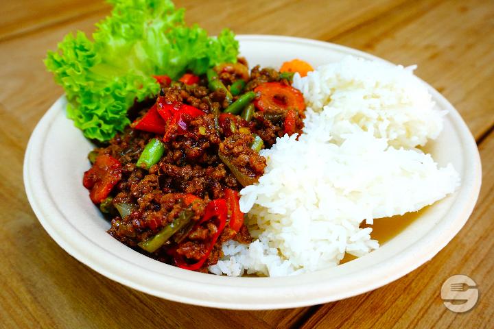 Bai Kapao beef including rice - Chill's