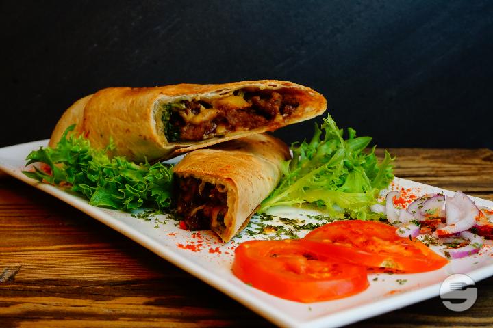 52. Burrito con Cheesy Beef - Number 1