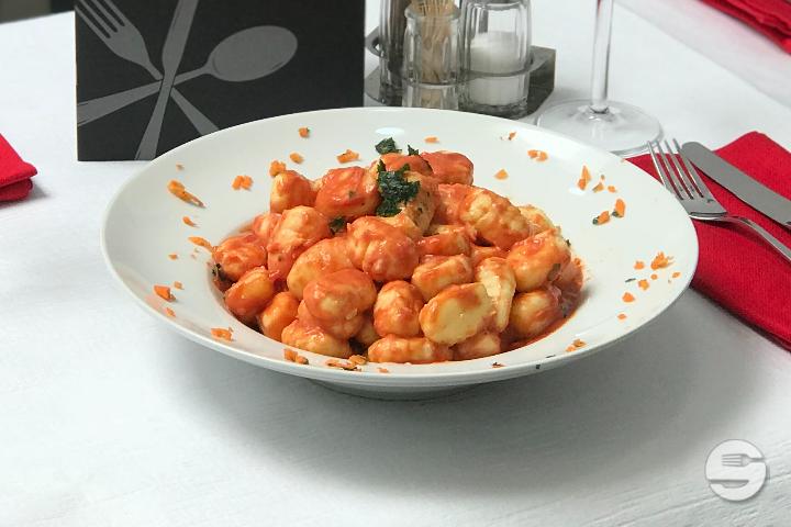 Gnocchi in provencal way - Entre Amigos