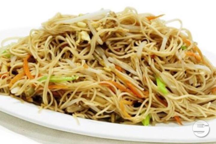 Fried Noodles with Vegetables - Fuji