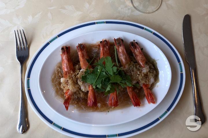Prawns with garlic and steam - Fuji