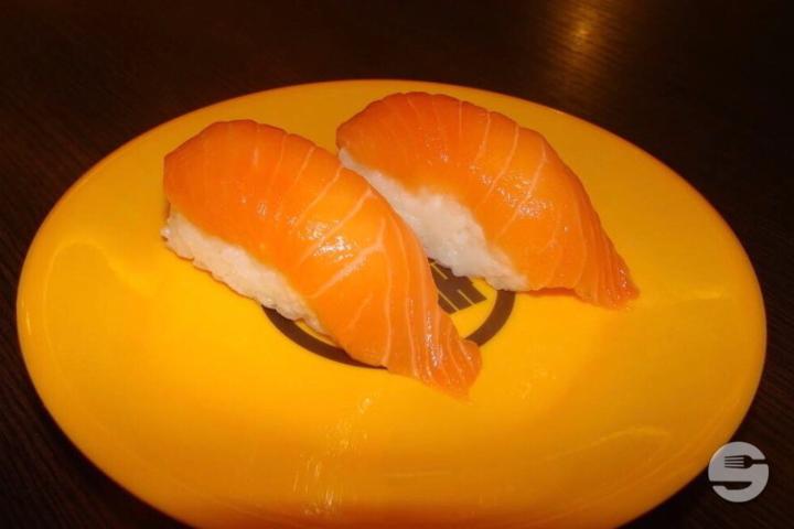 Sake sushi - Tokyo