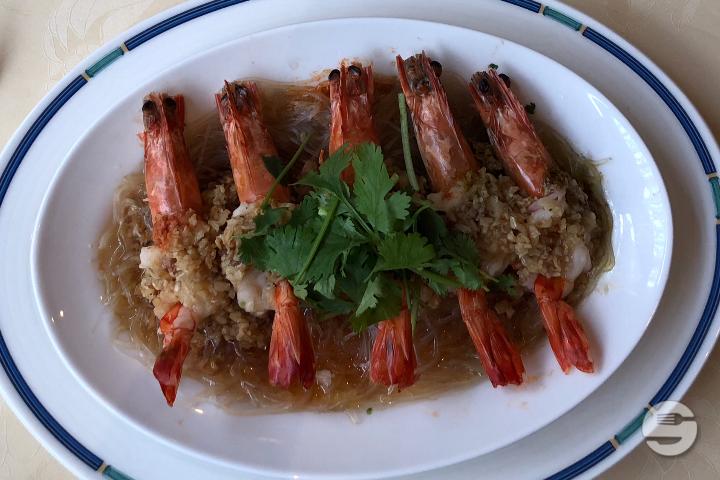 Prawns with garlic and steam - Tokyo