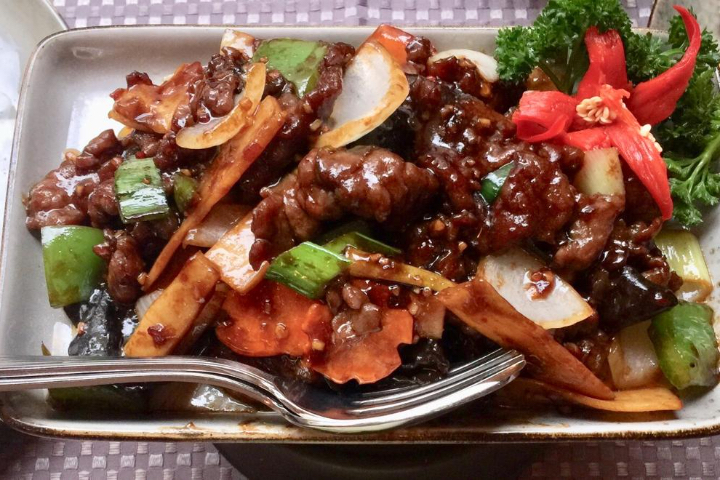 Beef with Spicy Sauce - Tao Yuan