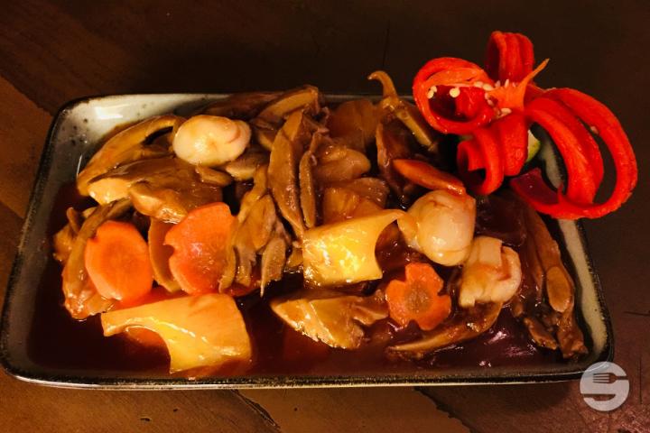 Duck with Pineapple and Lychees - Tao Yuan