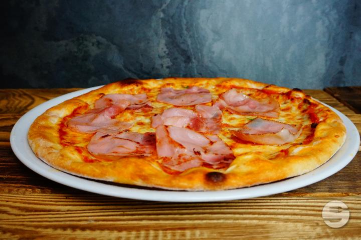 Pizza Prosciutto - New Point