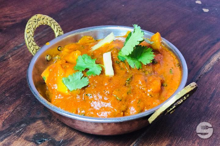 Jheenga Narial - Restaurant Rajpoute