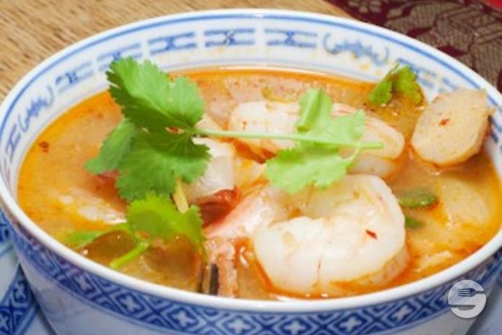 Potage au crevettes à la citronnelle (Tom Yum) - Sawasdee