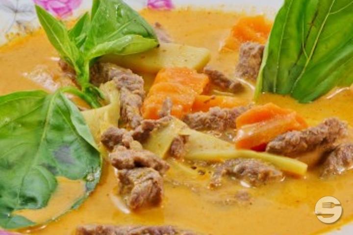 Boeuf au curry rouge, et lait de coco - Sawasdee