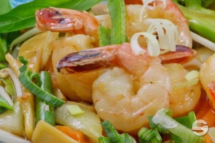 Crevettes sautées aux légumes - Sawasdee
