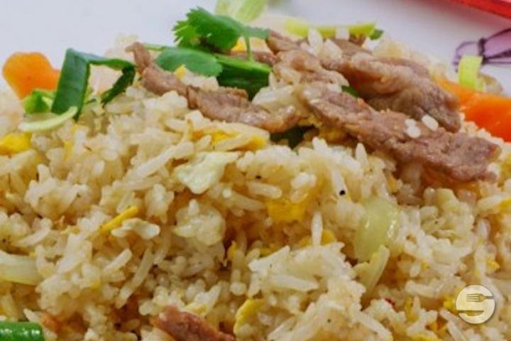 Riz sauté au porc - Sawasdee