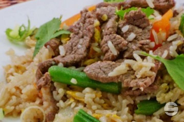 Riz sauté au boeuf - Sawasdee