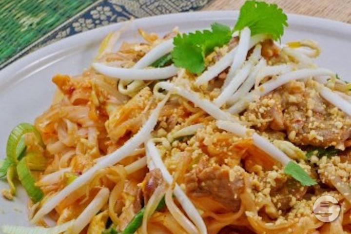 Nouilles sautées au porc et soja - Sawasdee