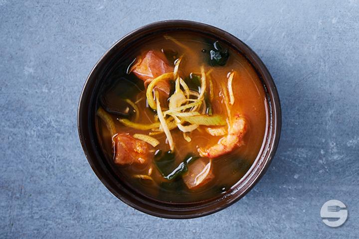 Spicy Fish Miso Soup - Yooji's Luzern