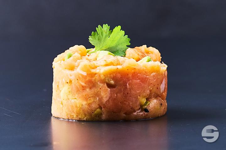 Salmon Tatar - Yooji's Luzern