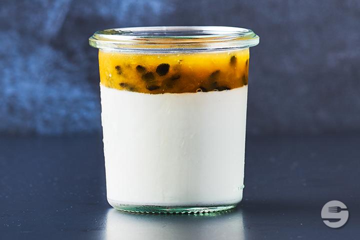 Passion Yogurt Mousse - Yooji's Luzern