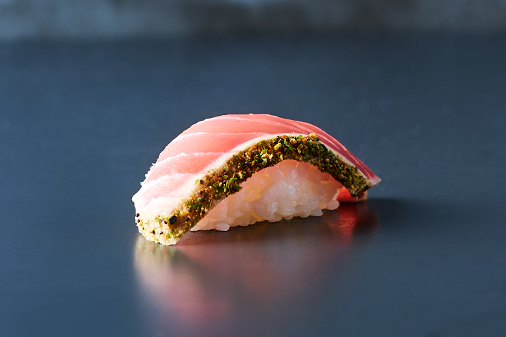 Zesty Tuna Tataki - Yooji's Luzern
