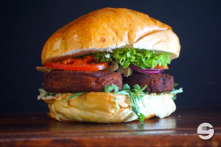 Falafel Burger - Bebo's
