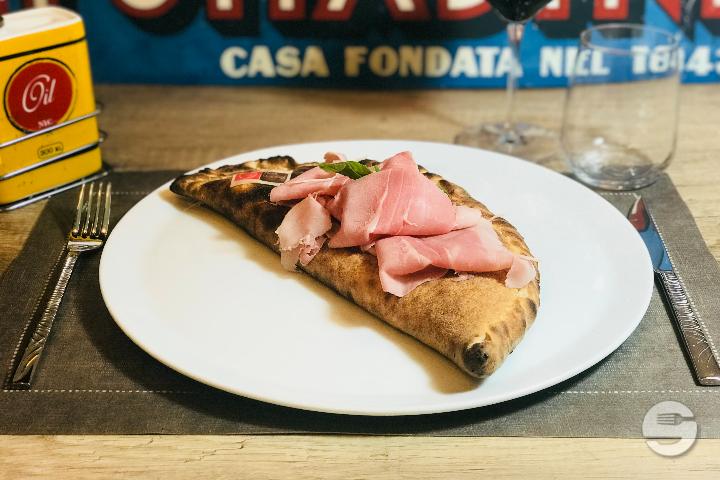 Calzone - un'Opera italiana