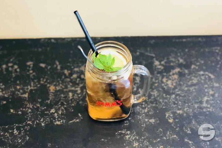 Homemade lemon mint iced tea - Café de la Bourse