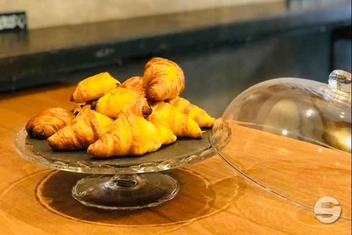Mini pain au chocolat - Café de la Bourse