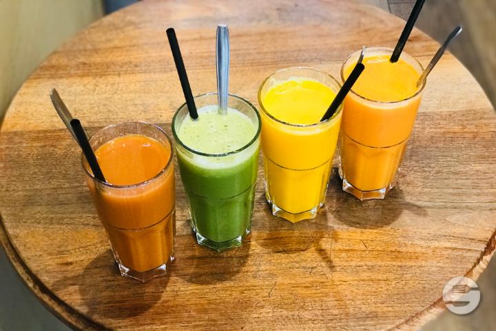 Fresh Apple juice - Café de la Bourse