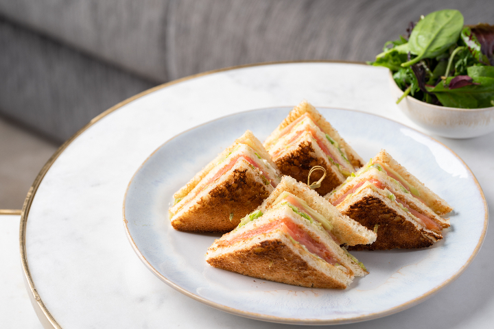 Club Sandwich saumon - Four Seasons - Du Rhône Chocolatier