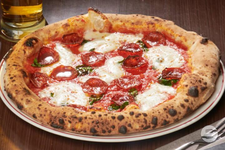 Margherita spicy salami - Luigia