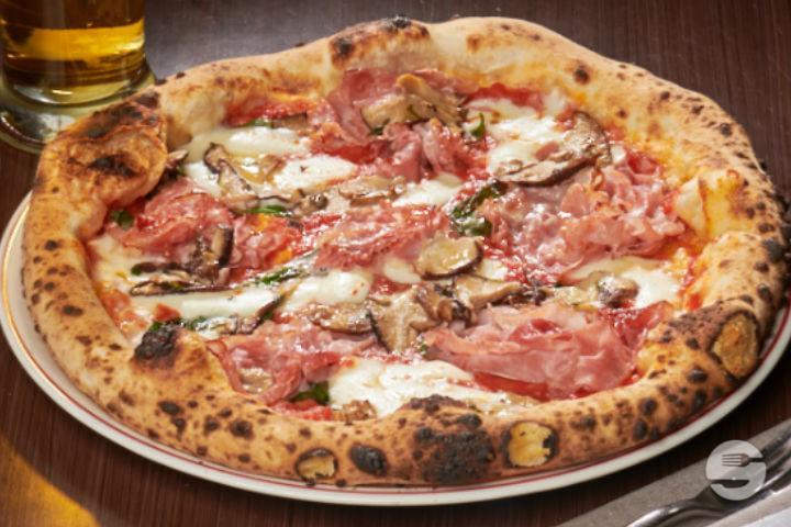 Margherita mushrooms and cooked ham - Luigia