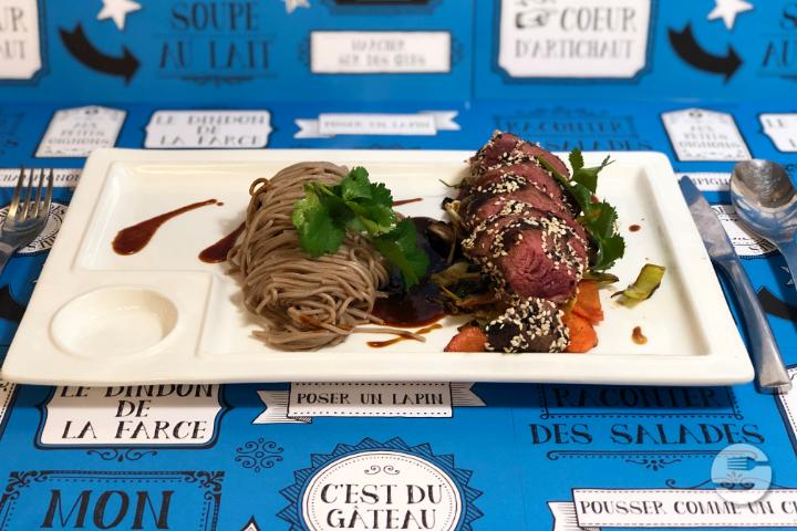 Tataki d'entrecôte de kangourou - Bleu Lézard