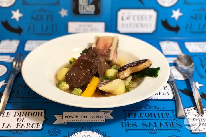 Pot au feu traditionnel et son foie gras poêlé - Bleu Lézard
