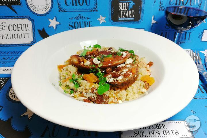 Lamb shoulder caramelized for 7 hours - Oriental style - Bleu Lézard