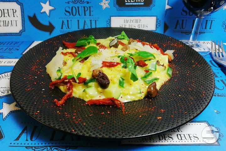 Safran Risotto with dried tomatoes and zucchini - Bleu Lézard