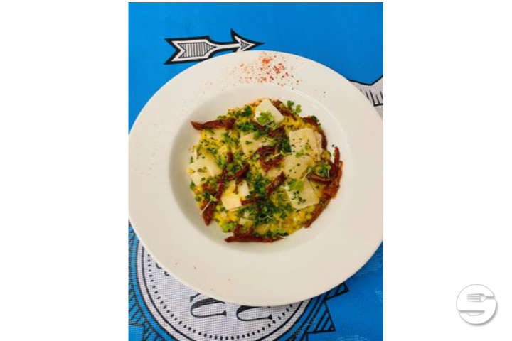 Fregola Sarda façon risotto au safran - Bleu Lézard