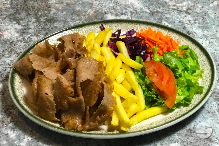Kebab plate - Routier Pizza Express