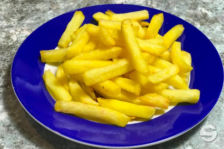 Portion of french fries - Routier Pizza Express
