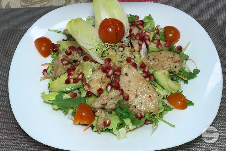 Superfood salade (vegan) - Magpies Café