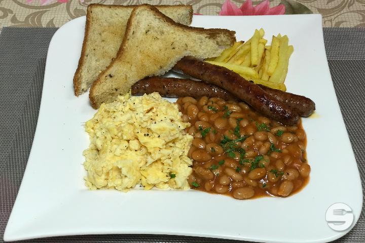 The full english - Magpies Café