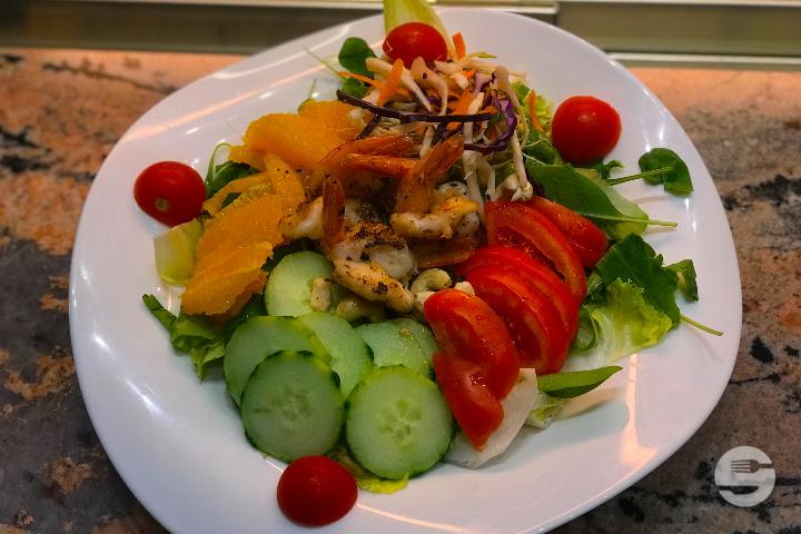 Kao-Bang salad - Magpies Café