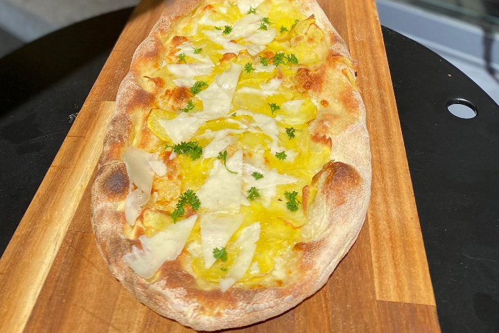 Pizza Individuelle Pommes de Terre et Pecorino - CUT Pizza