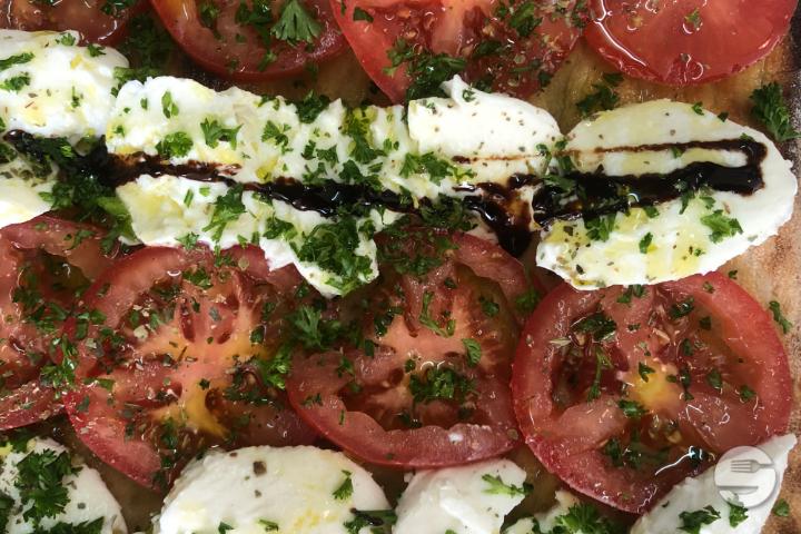 Caprese individuelle - CUT Pizza
