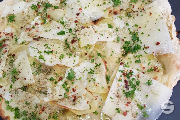 Pommes de terre et pecorino Familiale - CUT Pizza