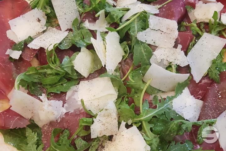 Bresaola Familiale - CUT Pizza