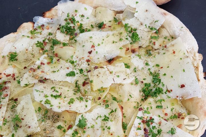 Potatoes and pecorino - CUT Pizza