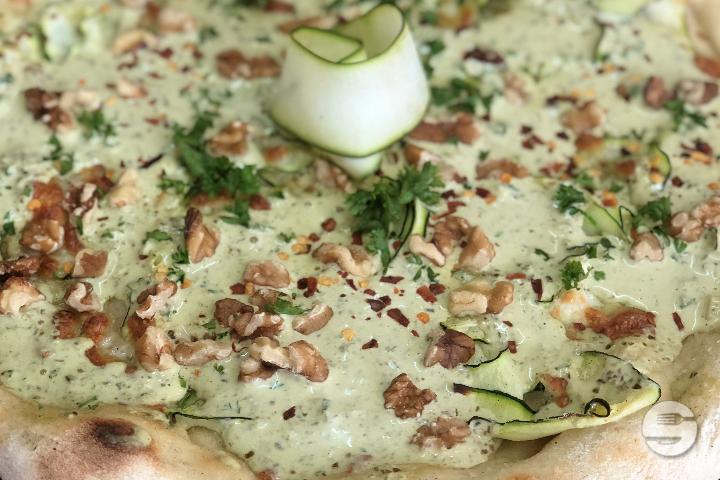 Mascarpone, zucchini, chilli, pesto and walnuts - CUT Pizza