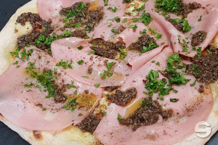 Mortadella and truffle family - CUT Pizza