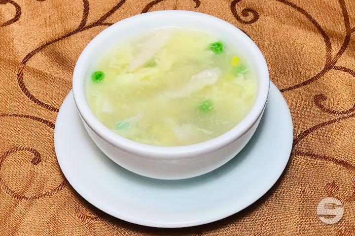 Corn and chicken soup - Le Basilic