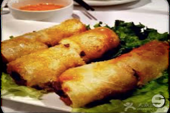 Nem rolls with chicken and vegetables - Le Basilic