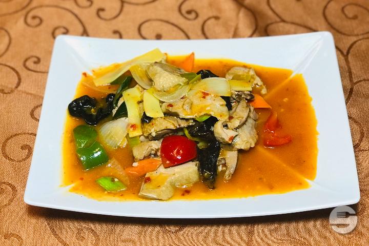 Szechuan Duck (strong) - Le Basilic